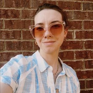 Meet your Posher, Sara